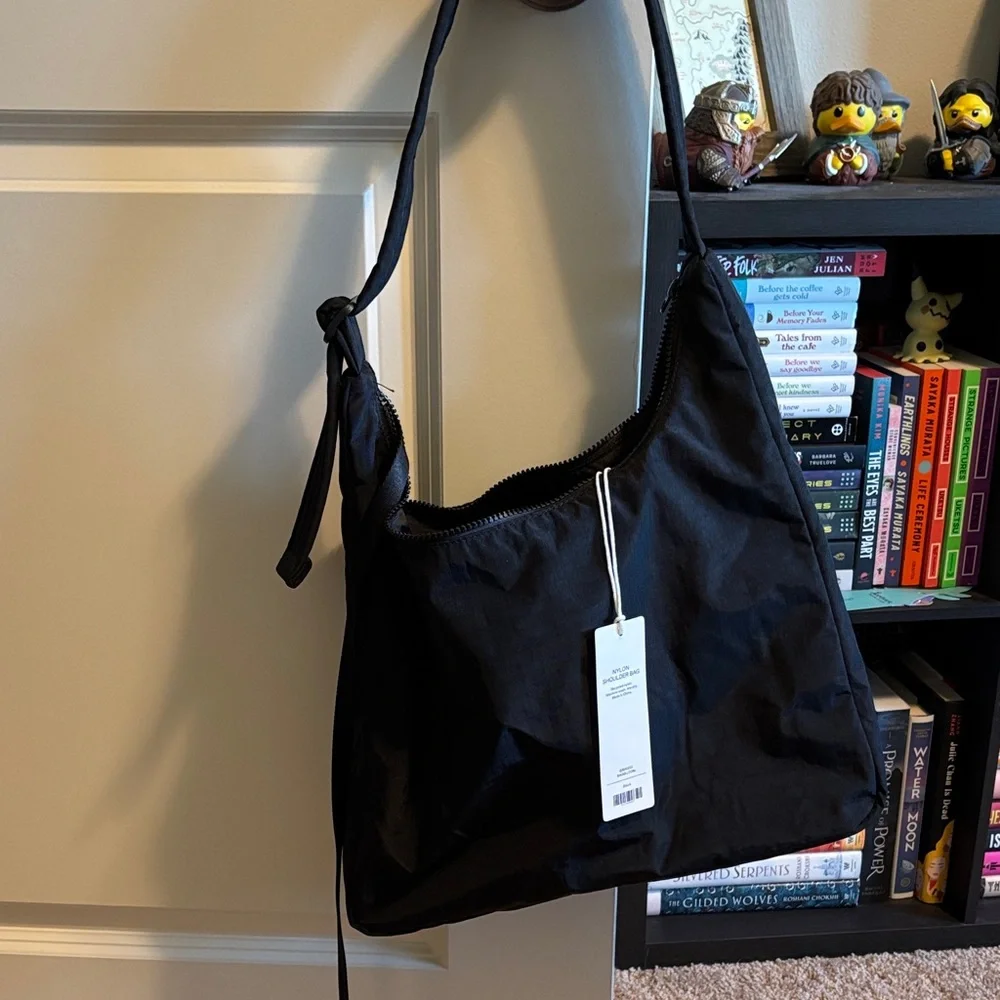 BAGGU Black Nylon Shoulder Bag